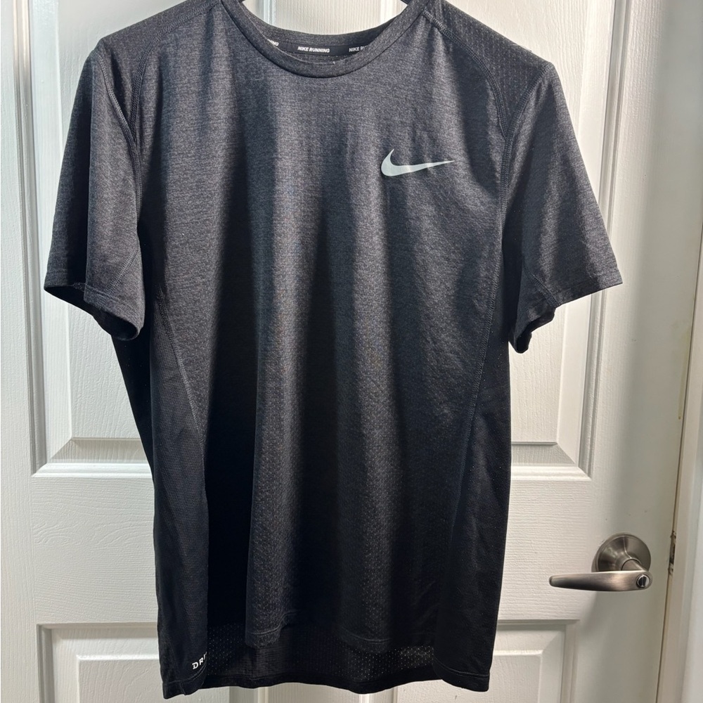 Nike Gray Short Sleeve Tee Classic Crew Neck